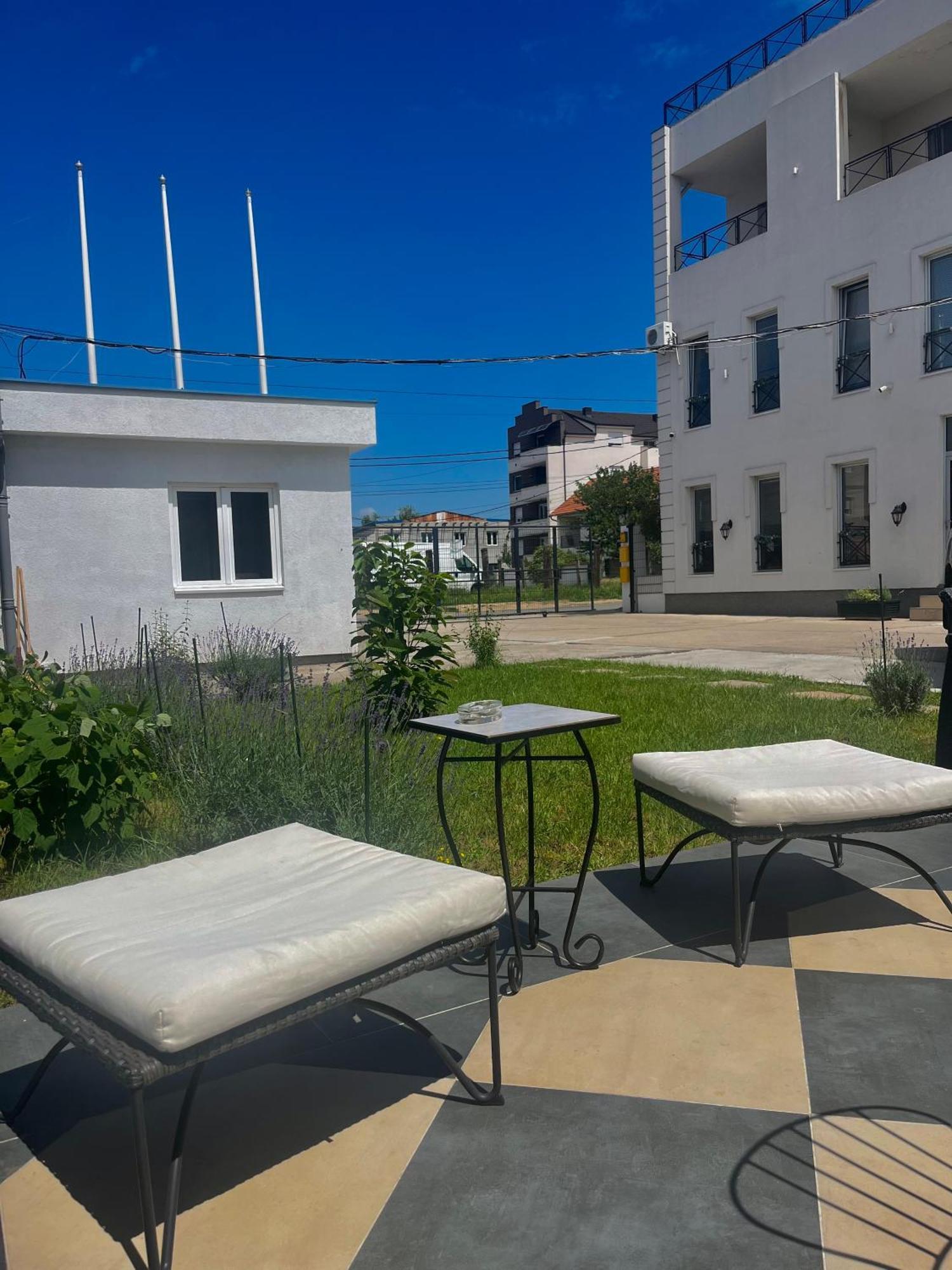 Minicity Inn Beograd Ngoại thất bức ảnh